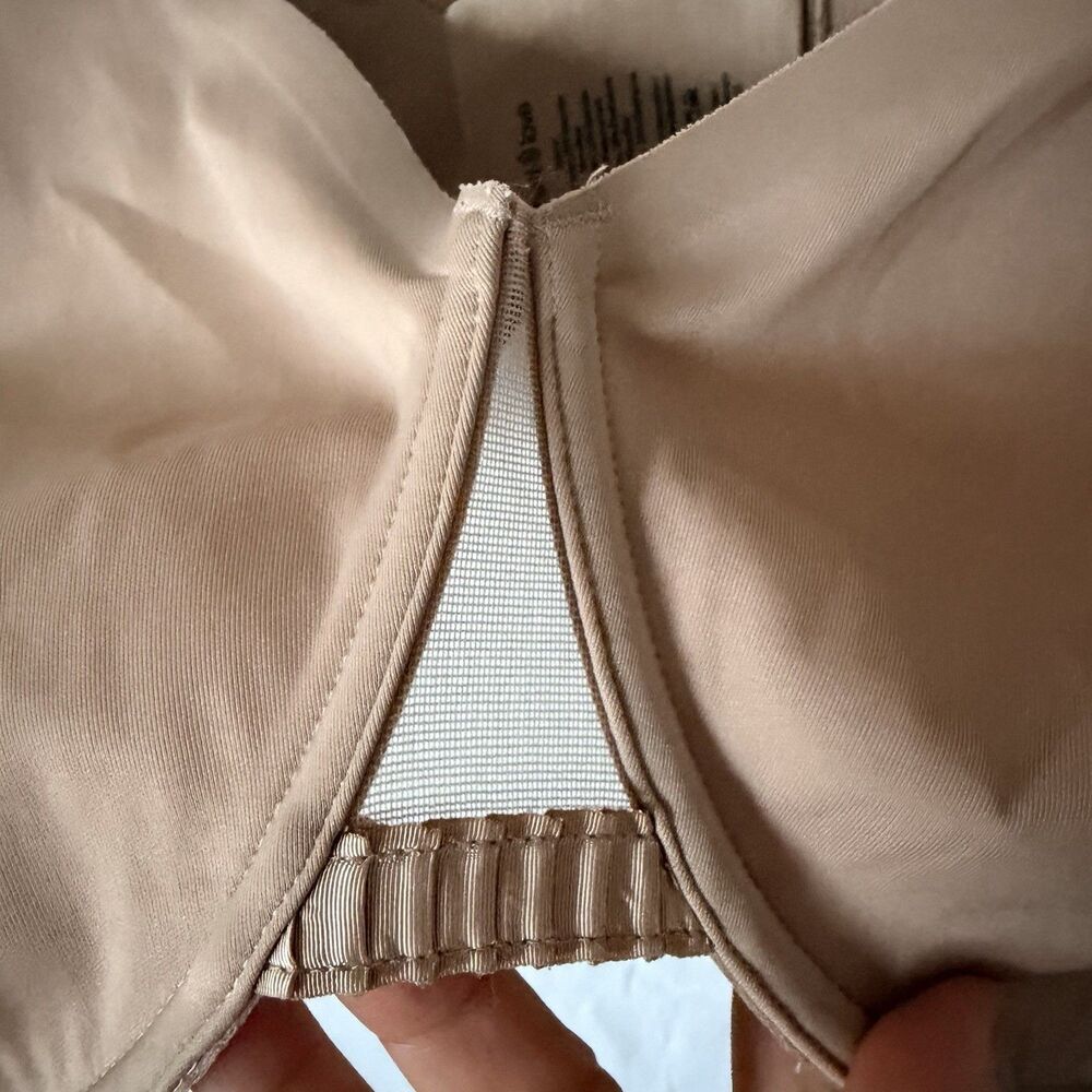 ThirdLove 42D Nude Full Coverage Underwire Bra Soft Microfiber T Shirt Bra Beige - Picture 4 of 9